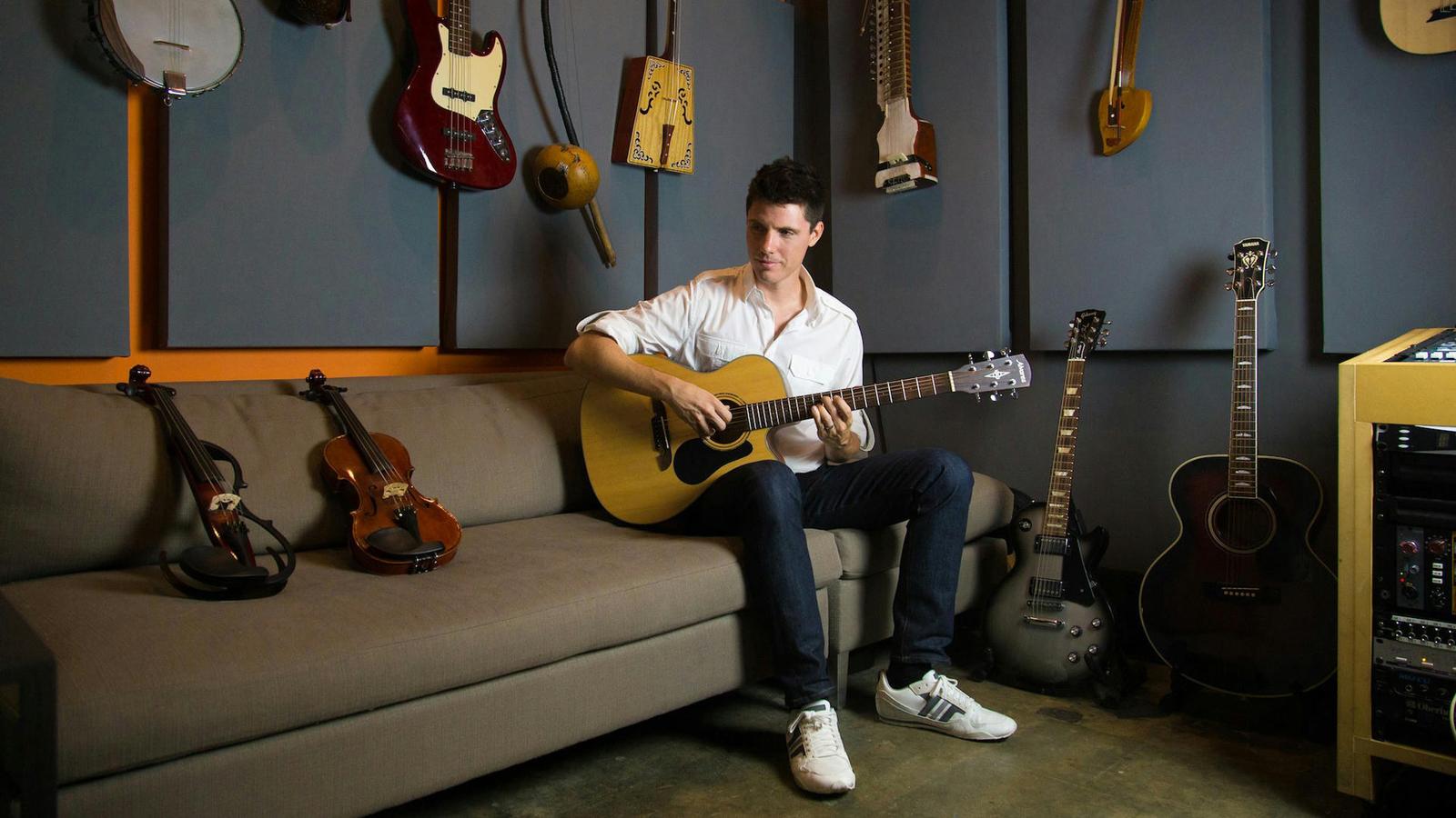 Composer Ian Honeyman - Creating A Film Score by Building Instruments