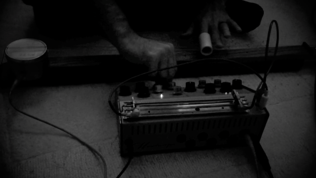 Diddley Bow Unplugged