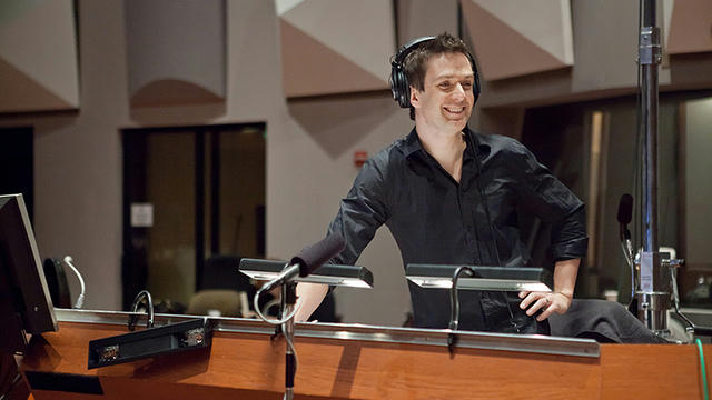 iZLER The Art of Collaboration on ABC's "Revenge"